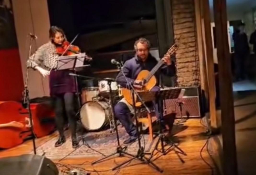 Presentación en el Club de Jazz Thelonious con Camila Garrido (violín)