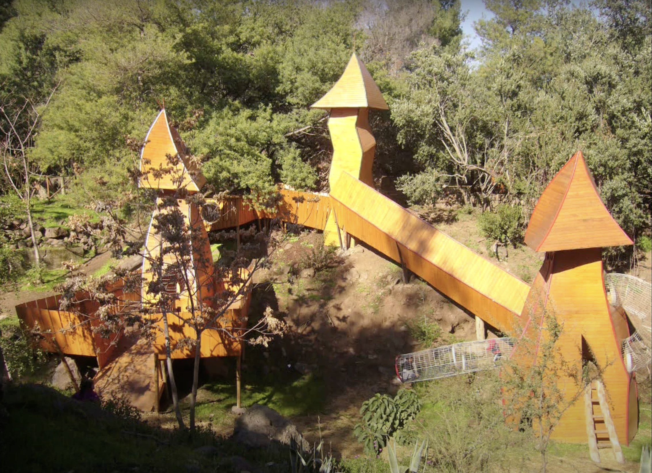 Composición original utilizada en el video institucional de Granjaventura